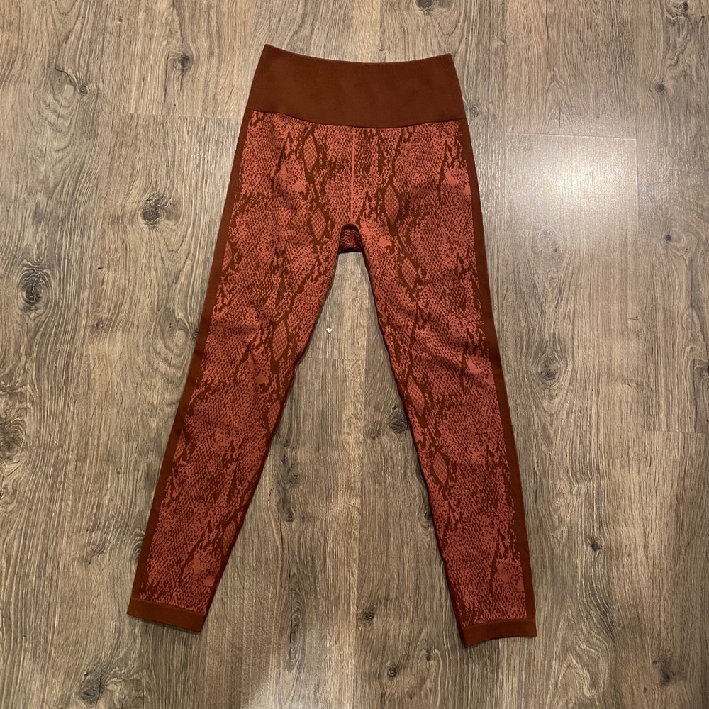 Fabletics Leggings Snake Skin